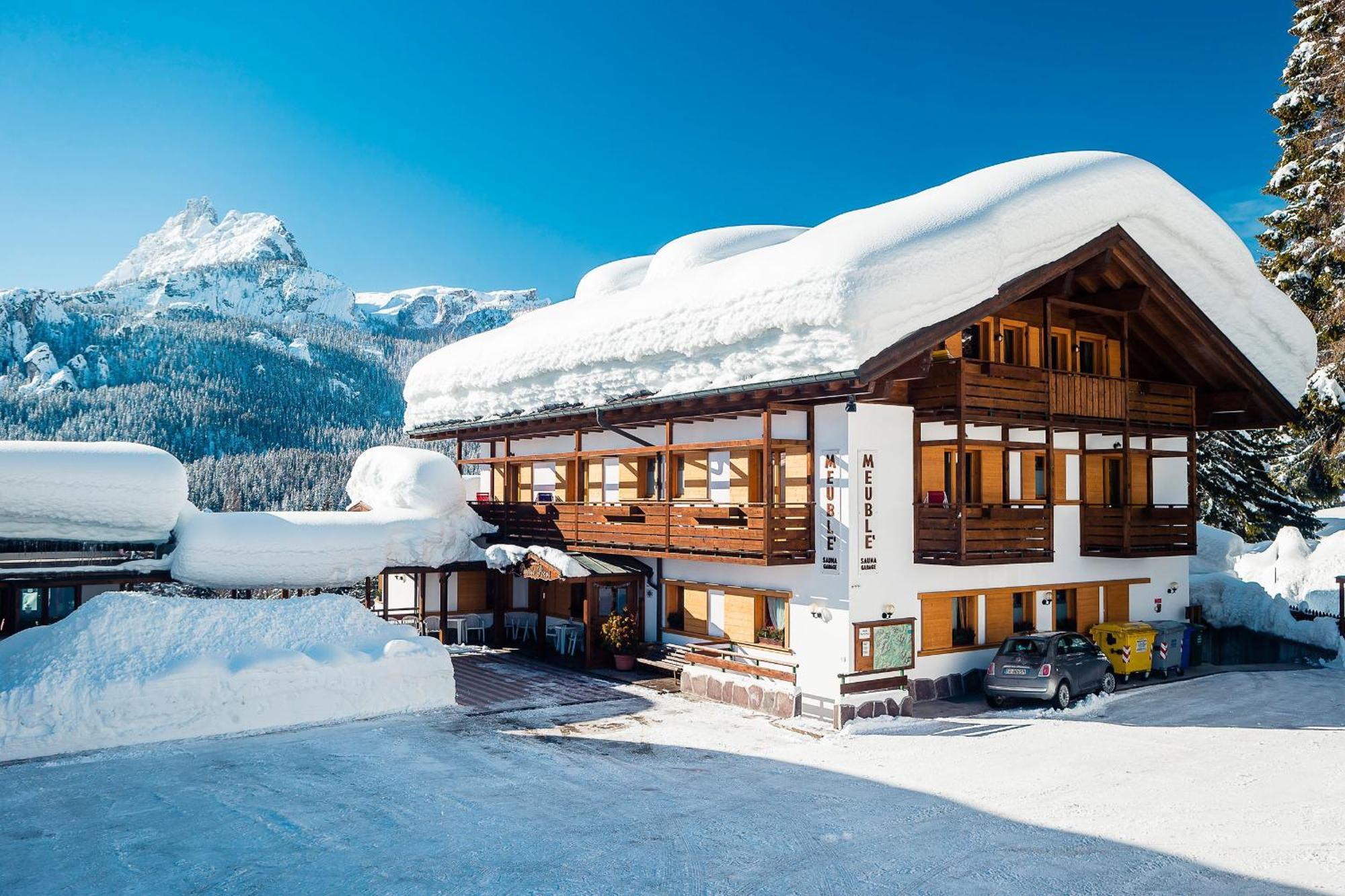 Hotel Piccolo Pocol Cortina dʼAmpezzo Exteriör bild